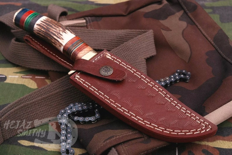 Χειροποίητο μαχαίρι από ατσάλι Δαμασκού, μήκους 15 cm, με λαβή κόρνας.-GR