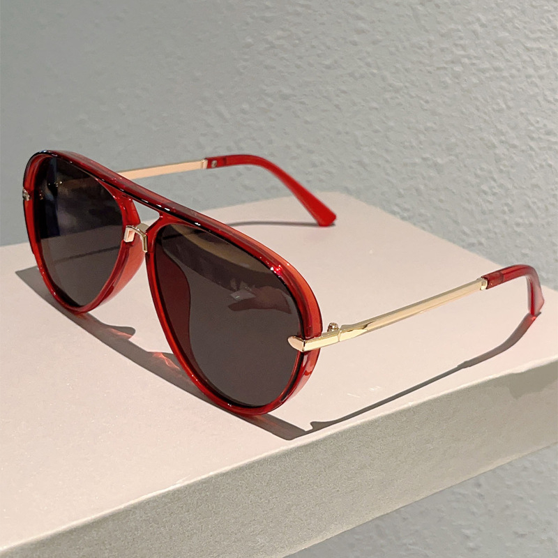 📢📢50% taniej!! ⏰Damskie okulary przeciwsłoneczne w stylu retro z podwójnym mostkiem