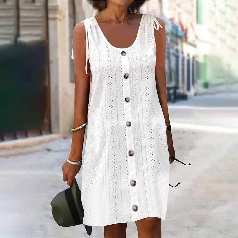 Šaty Megzta sú rankovių U formos iškirpte