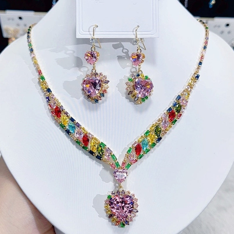 💎✨ Błyszczący zestaw biżuterii w kształcie serca (naszyjnik + kolczyki) – elegancki i romantyczny