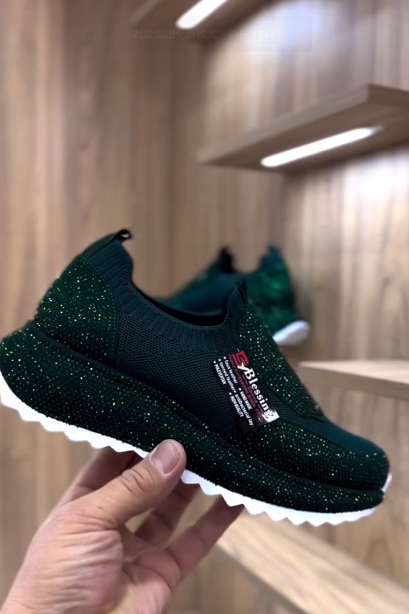 Madingi, kasdieniai sportbačiai su kristalais-LT