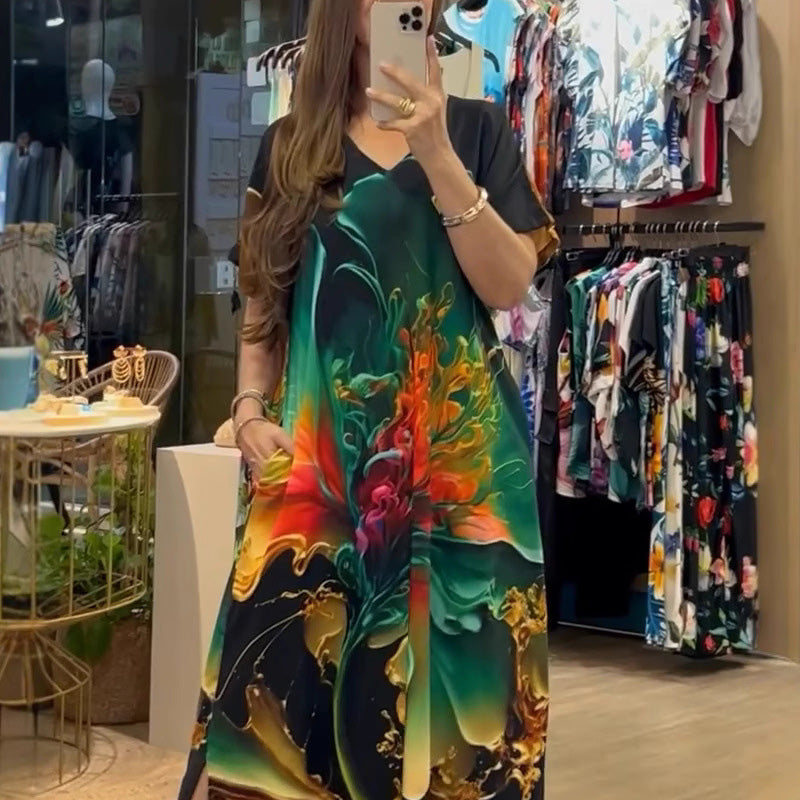 👗 Długa sukienka damska z nadrukiem i dekoltem w serek