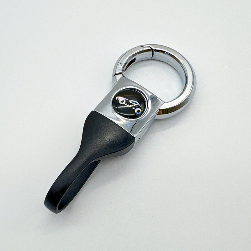 Brelok do kluczy SnapLock™ Tactical Quick-Release — metalowy brelok do kluczy samochodowych bez śrub z wytrzymałym paskiem TPU