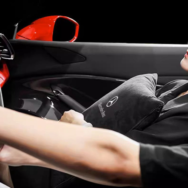 Daugiafunkcinės pagalvės ir antklodės – šiltas palydovas namuose ir kelionėse-LT