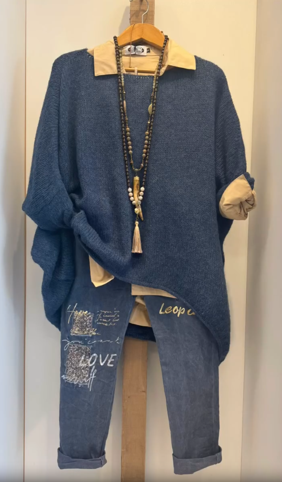 Moteriškas laisvalaikio stiliaus kostiumas, marškiniai, megztinis ir kelnės-LT