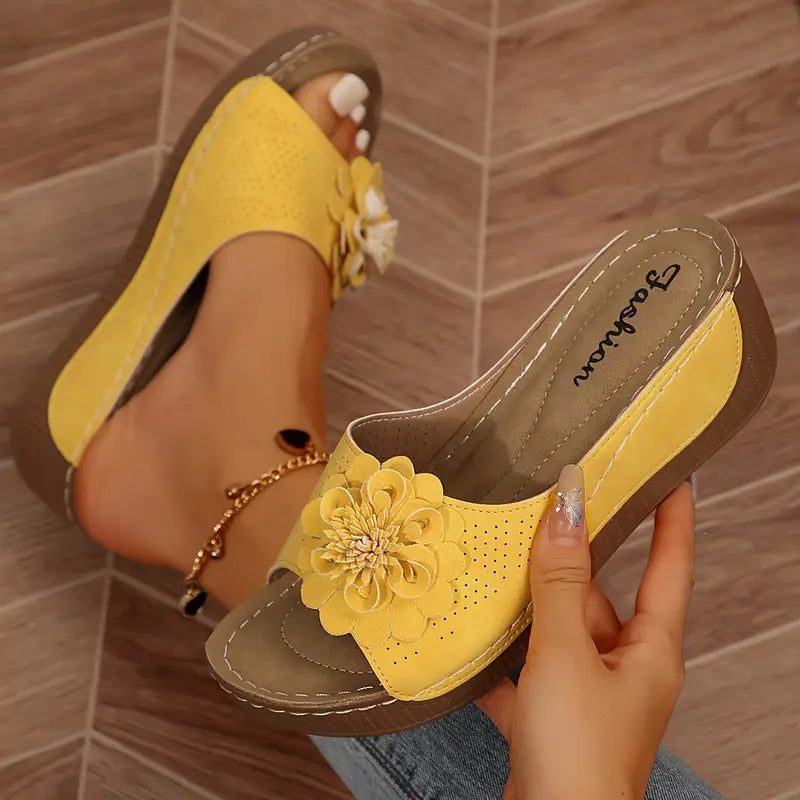 🔥 Paskutinę dieną 50% nuolaida - Moteriškos gėlėtos basutės-LT