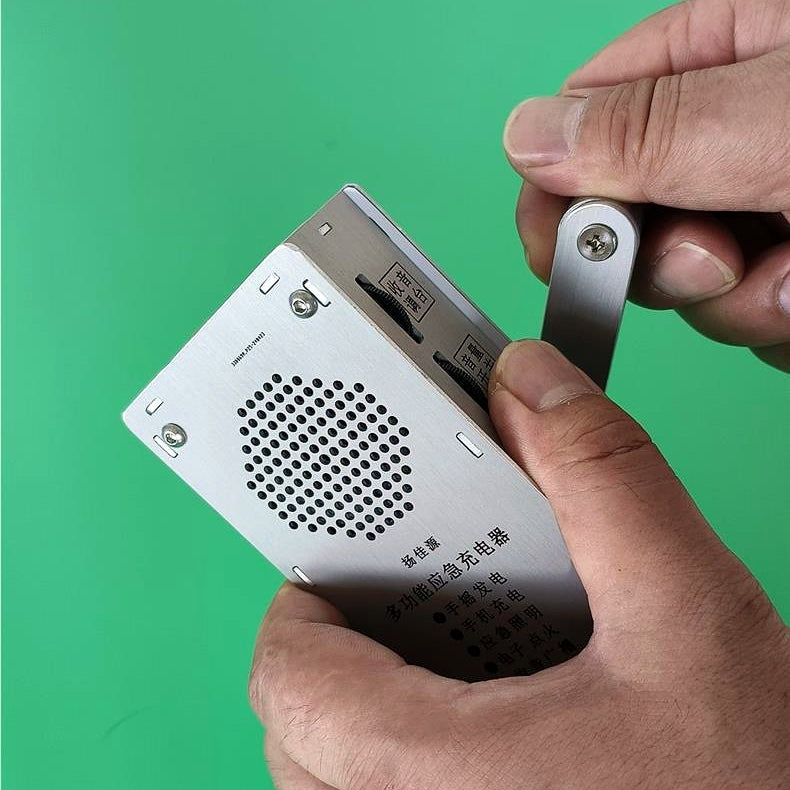 🔋 Rankiniu būdu valdoma avarinė maitinimo stotelė – žibintuvėlis, žiebtuvėlis ir išorinė baterija (1000 mAh)-LT