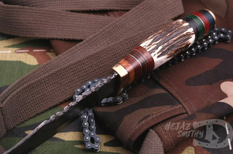 Rankų darbo peilis lupimui iš Damasko plieno, 15 cm ilgio, su rago rankena.-LT