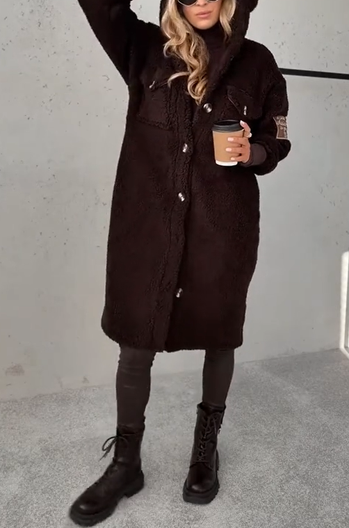 Moteriškas megztas ilgarankovis šiltas kailinis paltas su gobtuvu ir sagomis žemyn-LT