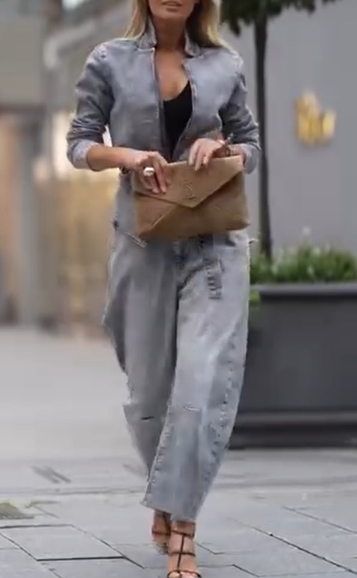 Moteriškas apvalios iškirptės paltas ir kelnės laisvalaikio komplekte-LT