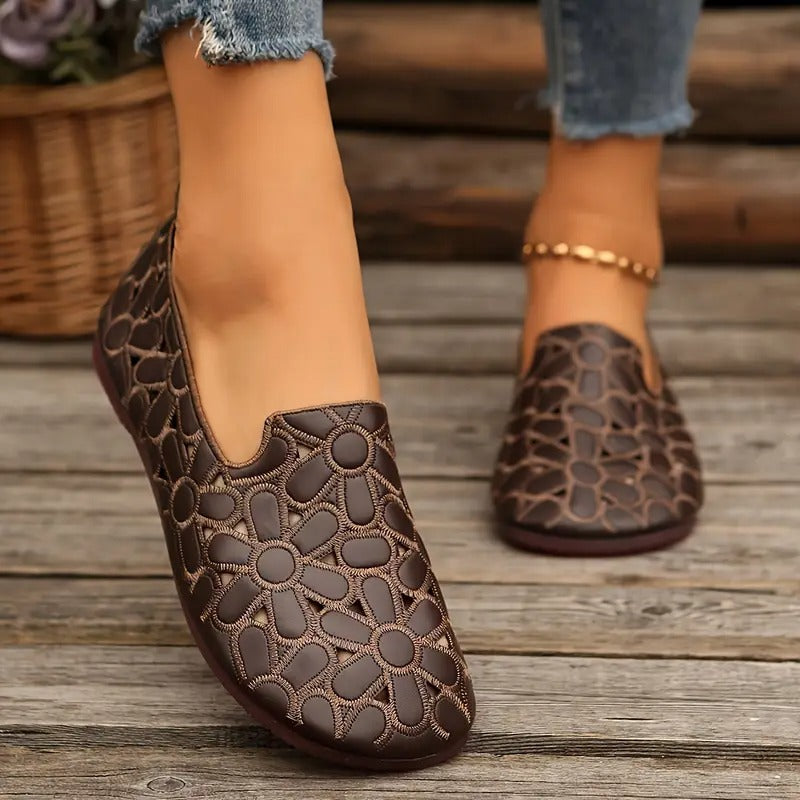 🔥Τελευταία μέρα 50% έκπτωση – γυναικείες μπαλαρίνες Oxford με φλοράλ ντεκολτέ και ορθοπεδικά ένθετα-LT 