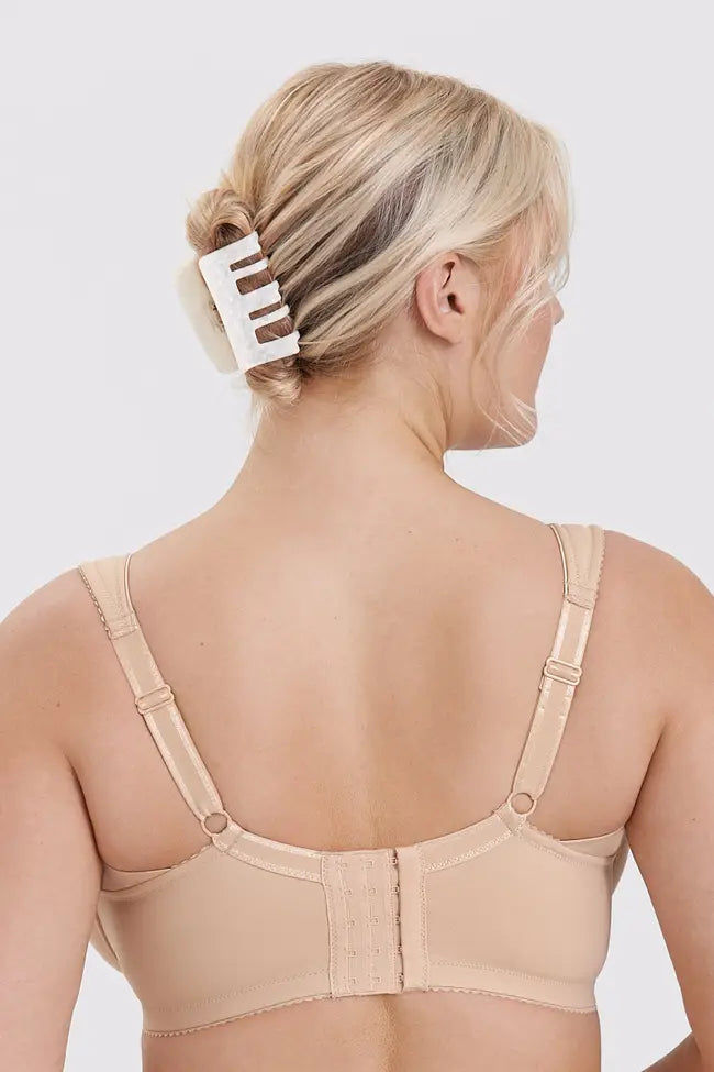 Triumph – (3 ks) Jednoduchá push-up podprsenka s plnými košíčkami-SK