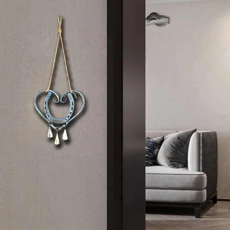 Rankų darbo sėkmės gongas su plieninėmis vinimis-LT