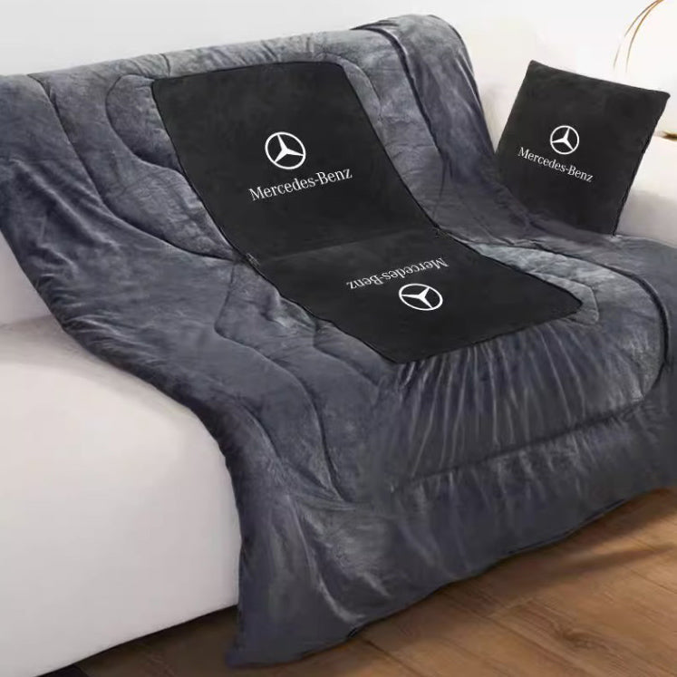 Daugiafunkcinės pagalvės ir antklodės – šiltas palydovas namuose ir kelionėse-LT