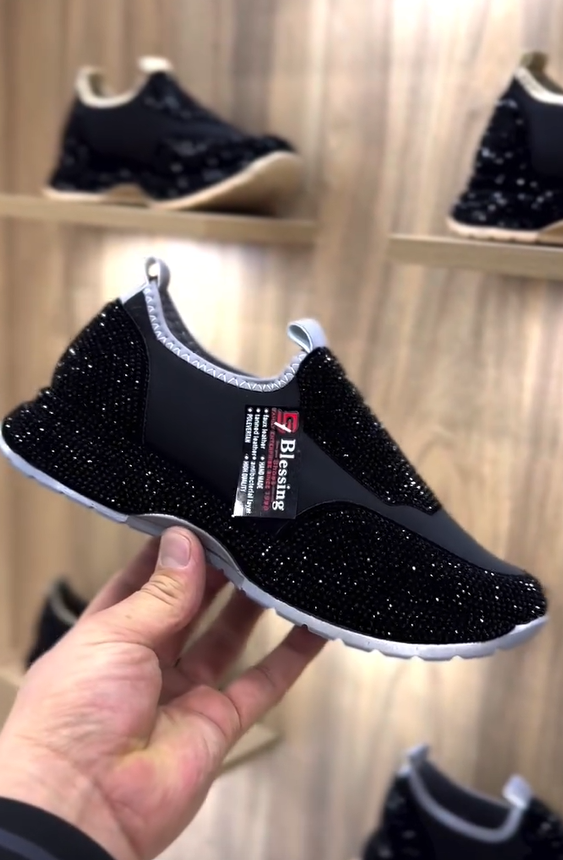 Madingi, kasdieniai sportbačiai su kristalais-LT