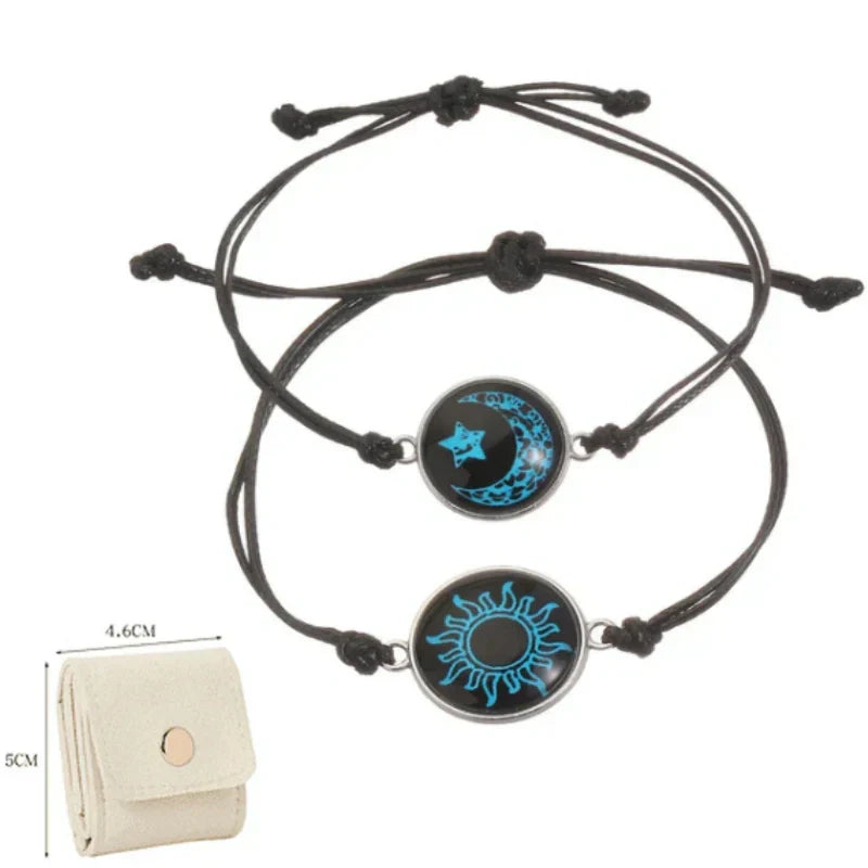 Saulė ir Mėnulis – viena siela. 💞 Apyrankės poroms, kurios bendrauja nepaisant atstumo-LT