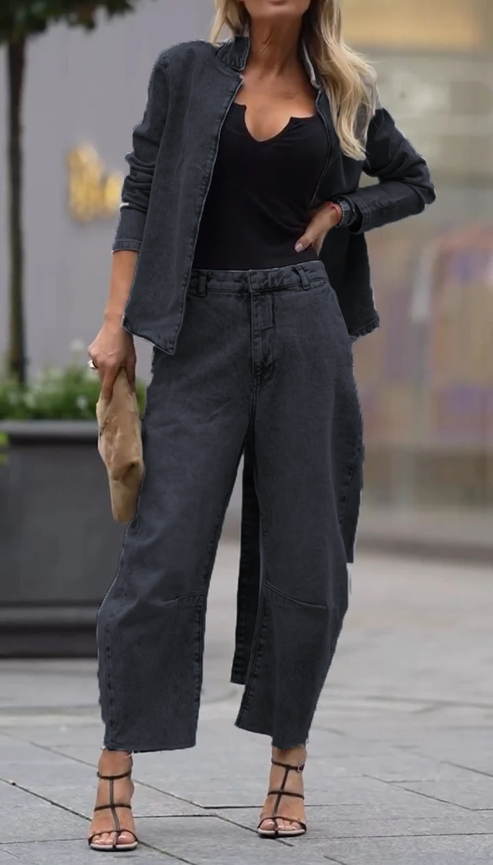 Moteriškas apvalios iškirptės paltas ir kelnės laisvalaikio komplekte-LT