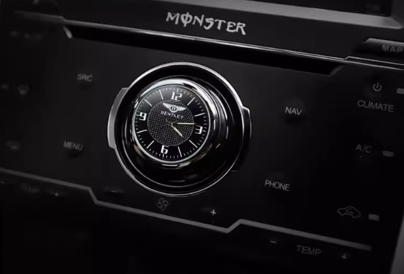 Karštas išpardavimas ✨50% nuolaida ✨Šviečiantis kvarcinis automobilio laikrodis-LT