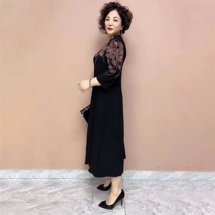 Κομψά γυναικεία φορέματα με λαμπερή λαιμόκοψη-LT