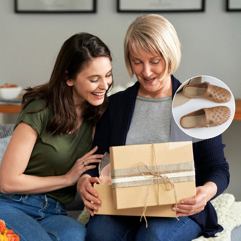 Γυναικείες Παντόφλες με Χαμηλό Τακούνι και Στρογγυλή Κεφαλή, Κοίλα Σκαλιστά Λουλούδια-GR