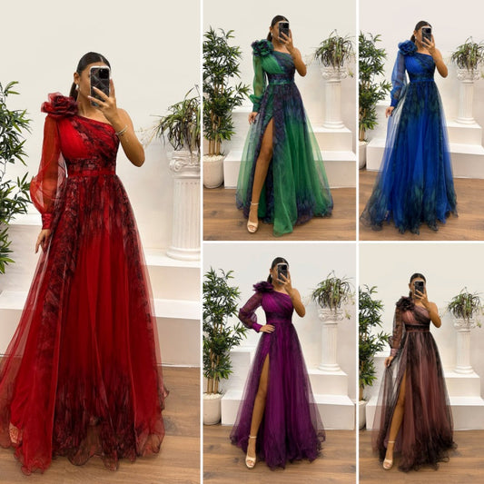 Moteriškos margintos suknelės su nuožulniais pečiais-LT