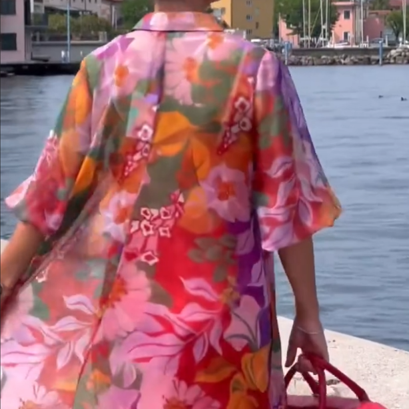 Raudona šifono suknelė su gėlių raštu-LT