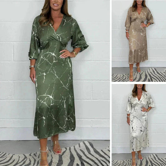 Ilgomis rankovėmis suknelė su V formos iškirpte 🥰-LT