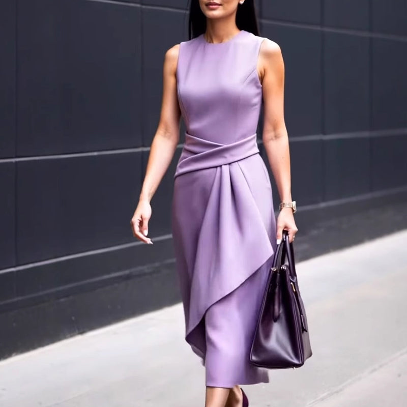 Moteriška suknelė su apvalia iškirpte-LT