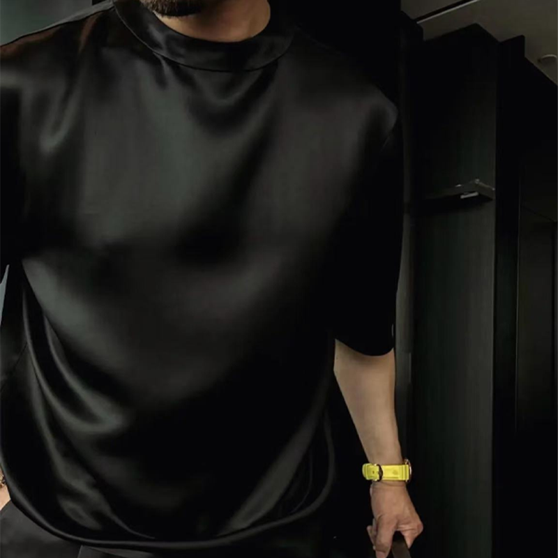 Moški dvodelni komplet iz enobarvne bluze in bermude-SI