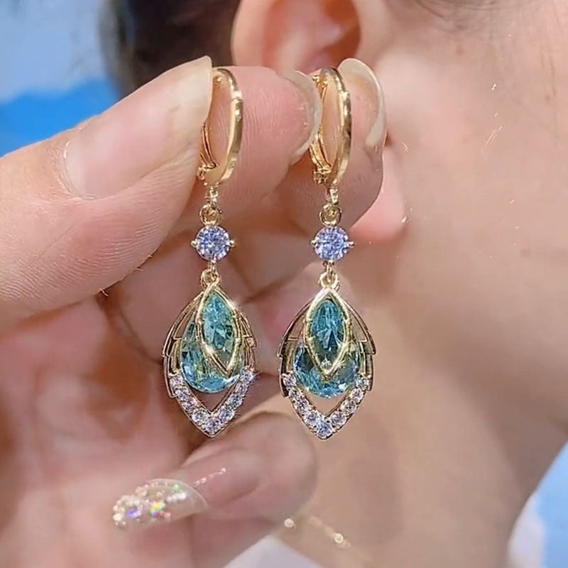💎Niebieskie kolczyki w kształcie diamentów