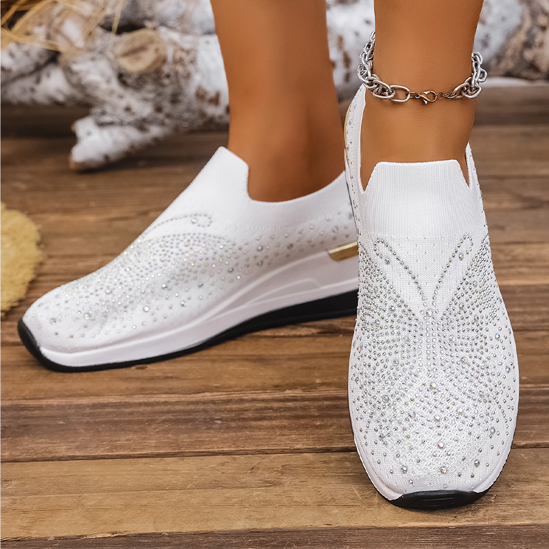 🌬️🏃‍♀️ Damskie trampki wsuwane z motylami i kryształkami – lśniący komfort i łatwość noszenia ✨🦋